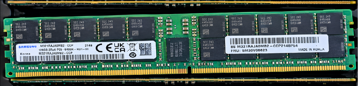 Samsung M321RAJA0MB2-CCP 128GB 2Rx4 DDR5-6400 RDIMM server memory module